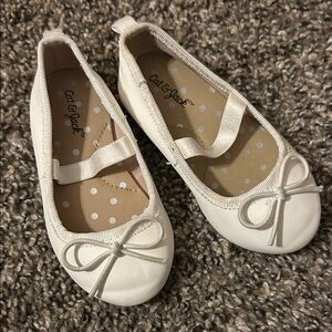 Cat & Jack Ivory Kids Dress Flats